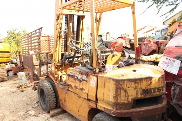 ขายรถยก MITSUBISHI FD25 2.5 ตัน ราคา 195,000 บาท ขายรถยก MITSUBISHI FD25 2.5 ตัน ราคา 195,000 บาท