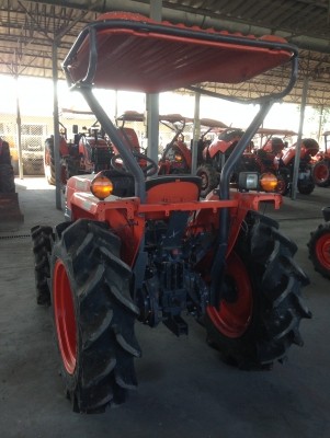 คูโบต้า L3408 แม็กซ์ ขายสดเท่านั้น พร้อมใบมีใหม่ อุปกรณ์ 2 ชิ้น