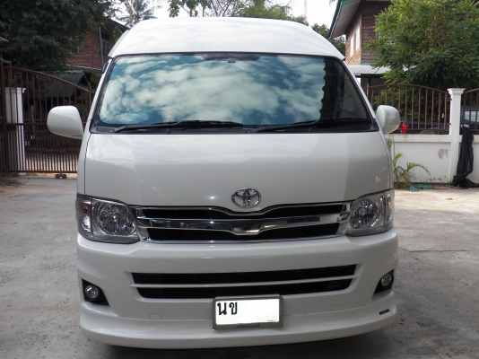 ขายรถตู้commuter2.5D4Dปี2011แต่งVIP   ราคา 1030000 บาท