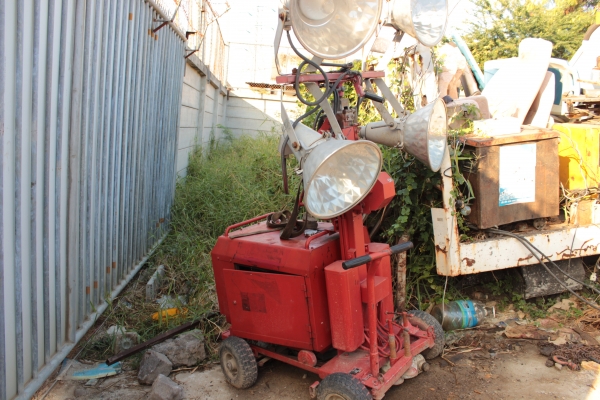 ขายเครื่องปั่นไฟพร้อมสปอร์ตไลค์ นำเข้า ราคา 58,000 บาท