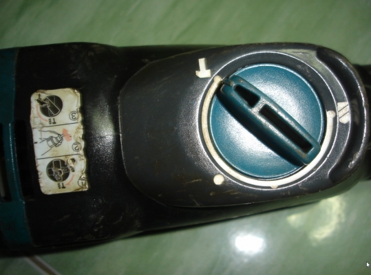 ขายสว่านโรตารี่3ระบบMAKITAรุ่นHR2611FT ระบบAVT แท้