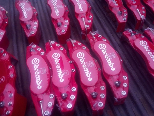 ขาย ครอบปั๊มดิสเบรค BREMBO  เเต่งซิ่งครับ 14 คุ่ จัดส่งฟรี ทั่วโลก ขายคู่ละ 250 บาท
