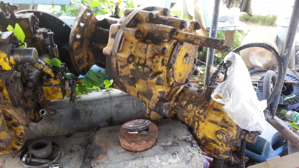 ขายด่วน มอเตอร์สวิง KOMATSU PC200-5ลดราคาเหลือ 45,000 ด่วน