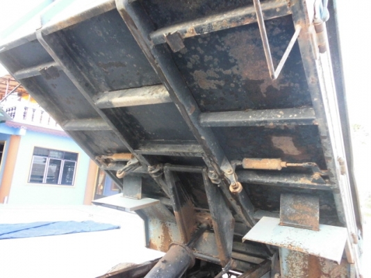 ขายหกล้อ ดั้ม IZUSU NKR 88 รถห้างไทยแท้ เครื่องดี คัชซีสวย เอกสานพร้อมโอน