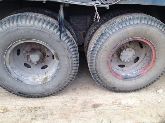 รถอีซูซุ 10 ล้อ เปลื่ยนเครื่อง 200 แรงม้า. สนใจติดต่อ 081 - 6079515 รถอีซูซุ 10 ล้อ เปลื่ยนเครื่อง 200 แรงม้า. สนใจติดต่อ 081 - 6079515