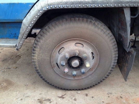 รถอีซูซุ 10 ล้อ เปลื่ยนเครื่อง 200 แรงม้า. สนใจติดต่อ 081 - 6079515 รถอีซูซุ 10 ล้อ เปลื่ยนเครื่อง 200 แรงม้า. สนใจติดต่อ 081 - 6079515