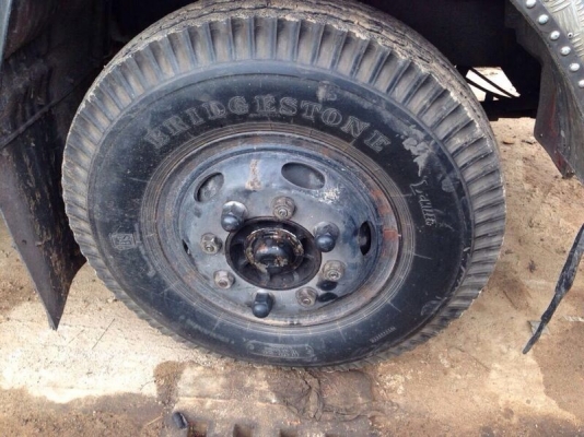 รถอีซูซุ 10 ล้อ เปลื่ยนเครื่อง 200 แรงม้า. สนใจติดต่อ 081 - 6079515 รถอีซูซุ 10 ล้อ เปลื่ยนเครื่อง 200 แรงม้า. สนใจติดต่อ 081 - 6079515