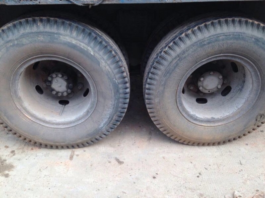 รถอีซูซุ 10 ล้อ เปลื่ยนเครื่อง 200 แรงม้า. สนใจติดต่อ 081 - 6079515 รถอีซูซุ 10 ล้อ เปลื่ยนเครื่อง 200 แรงม้า. สนใจติดต่อ 081 - 6079515