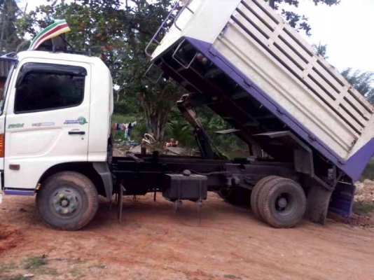 รถฮีโน่ 6 ล้อดั้ม FC9J 175 แรงม้า ปี 51. สนใจติดต่อ 081 - 6079515 รถฮีโน่ 6 ล้อดั้ม FC9J 175 แรงม้า ปี 51. สนใจติดต่อ 081 - 6079515