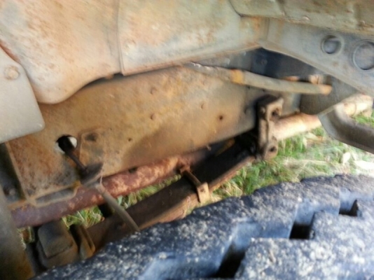 รถโตโยต้า 6 ล้อ ติดเครน 5 ตัน. ท้ายลาด 130 แรงม้า. สนใจติดต่อ 081 - 6079515