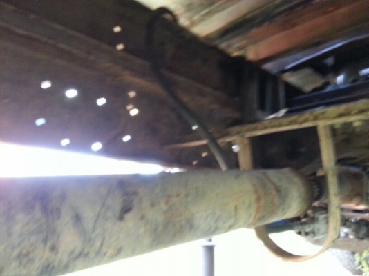 รถโตโยต้า 6 ล้อ ติดเครน 5 ตัน. ท้ายลาด 130 แรงม้า. สนใจติดต่อ 081 - 6079515