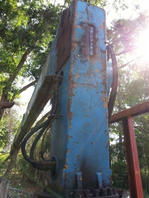 รถโตโยต้า 6 ล้อ ติดเครน 5 ตัน. ท้ายลาด 130 แรงม้า. สนใจติดต่อ 081 - 6079515