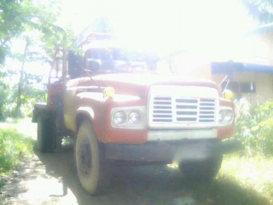 รถโตโยต้า 6 ล้อ ติดเครน 5 ตัน. ท้ายลาด 130 แรงม้า. สนใจติดต่อ 081 - 6079515