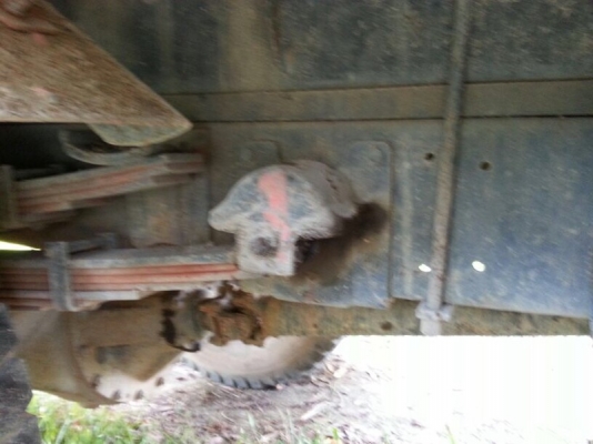 รถโตโยต้า 6 ล้อ ติดเครน 5 ตัน. ท้ายลาด 130 แรงม้า. สนใจติดต่อ 081 - 6079515