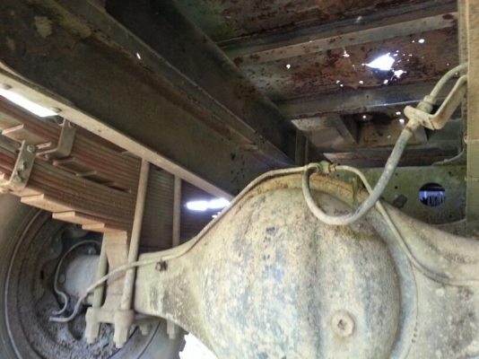 รถโตโยต้า 6 ล้อ ติดเครน 5 ตัน. ท้ายลาด 130 แรงม้า. สนใจติดต่อ 081 - 6079515