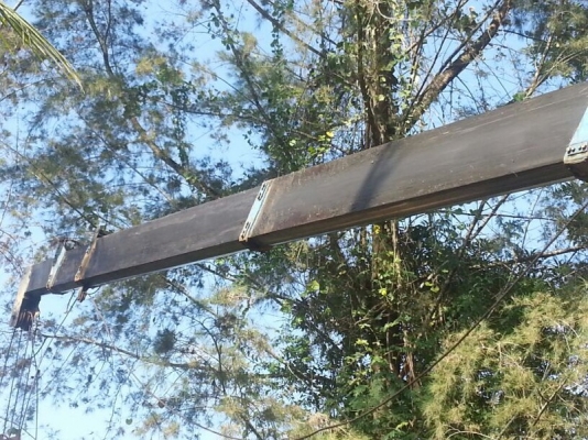 รถโตโยต้า 6 ล้อ ติดเครน 5 ตัน. ท้ายลาด 130 แรงม้า. สนใจติดต่อ 081 - 6079515