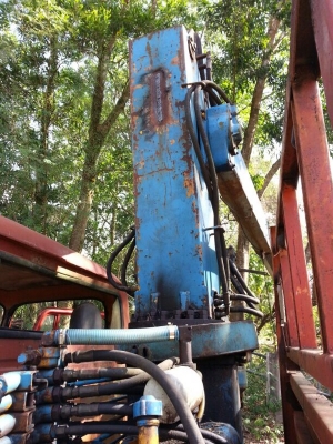 รถโตโยต้า 6 ล้อ ติดเครน 5 ตัน. ท้ายลาด 130 แรงม้า. สนใจติดต่อ 081 - 6079515