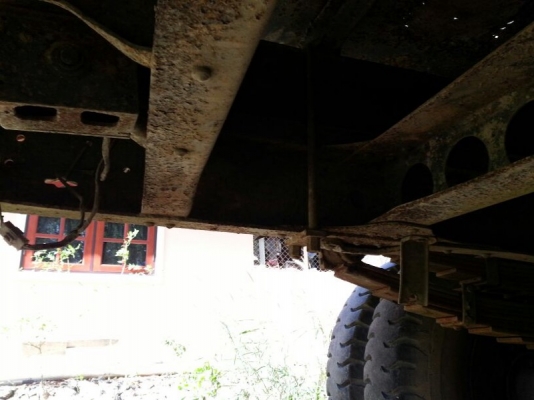 รถโตโยต้า 6 ล้อ ติดเครน 5 ตัน. ท้ายลาด 130 แรงม้า. สนใจติดต่อ 081 - 6079515