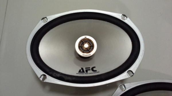 ลำโพง Kenwood 6x9" มือสองญี่ปุ่นเสียงดีมาก เบสแน่น ลำโพง Kenwood 6x9" มือสองญี่ปุ่นเสียงดีมาก เบสแน่น