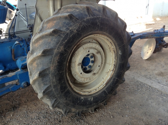 ขายรถไถ FORD 6600 T5