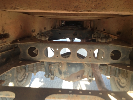 ขายรถบรรทุก 6 ล้อ ISUZU NPR 115 แรงม้า เลขเครื่อง 4BD1-818885 เลขคัสซี NPR59L-4621977 ตรงเล่ม กระบะย