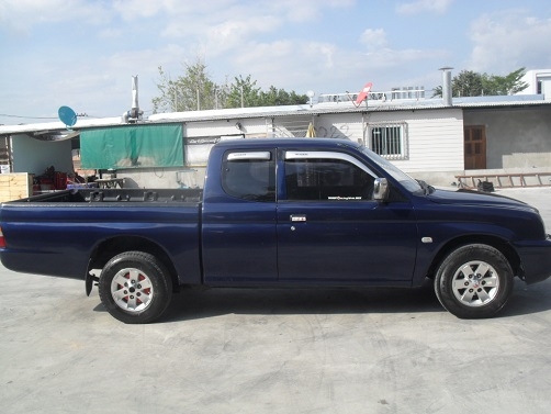 สตาด้า2.5 รถพร้อมใช้ ไม่ต้องใช้เงินออกรถ.