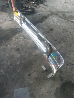 ขายกันชน ISUZU NPR