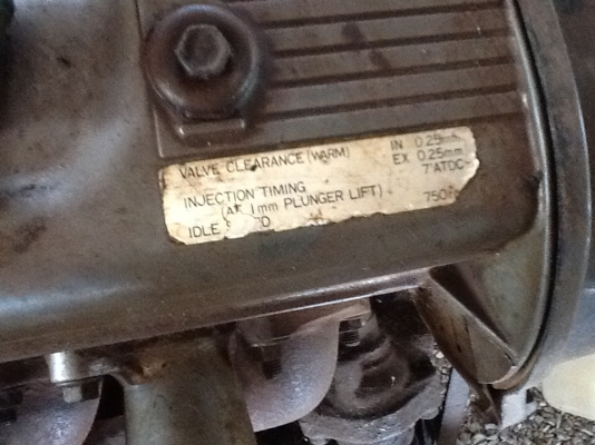 ขายครับเครื่อง4D56พร้อมเกียร์งามๆอุปกรณ์ตามรูปเลยครับขายที่25000ครับ