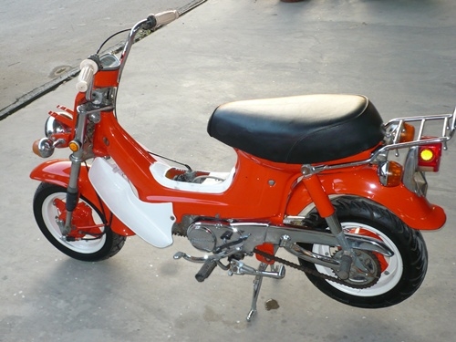 ขายมอไซค์ชาลี คาณบูแดช ฝาไส้เวฟ ล้อยางเปลียนใหม่สีทำใหม่