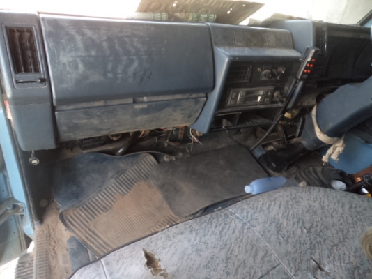 ขายรถอีซูซุNKR6ล้อดูดส้วมช่วงยาว สภาพสวยพร้อมใช้งานคับ