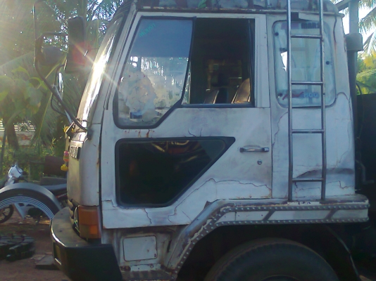 ขายด่วน สิบล้อเทรเลอร์บรรทุกรถเกี่ยว เพลาเดียว เครื่องมิตชู 6D14 160 แรงม้า ราคาคุยได้ครับ ขายด่วน สิบล้อเทรเลอร์บรรทุกรถเกี่ยว เพลาเดียว เครื่องมิตชู 6D14 160 แรงม้า ราคาคุยได้ครับ