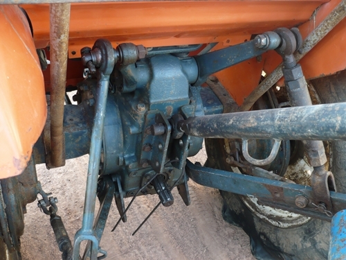 ขายรถไถ KUBOTA L2002 ระบบ 4 WD พร้อมผาน 5