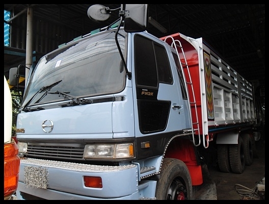 สิบล้อ ฮีโน่ 2เพลาดั้ม สภาพสวยมากๆ