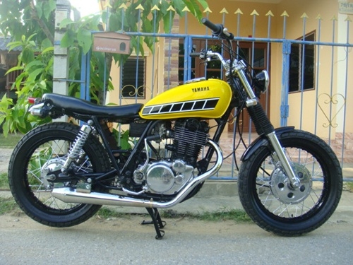 Re: ขาย Yamaha SR 400 INV. ปี 97 Tracke /มีวิดิโอคับ Re: ขาย Yamaha SR 400 INV. ปี 97 Tracke /มีวิดิโอคับ