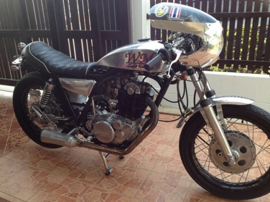 ขาย  YAMAHA SR 400 CC INV.98 Caferacer