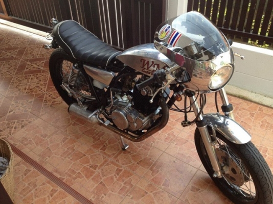 ขาย  YAMAHA SR 400 CC INV.98 Caferacer
