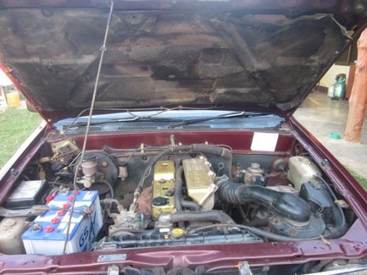 ขายด่วนรถบ้านแท้ มือเดียว เดิมๆ บางสวยพร้อมใช้ อีซูซุ มังกรทอง ปี 38  เครื่องดีมากแน่นๆ เดินเรียบ ไม่สะดุด