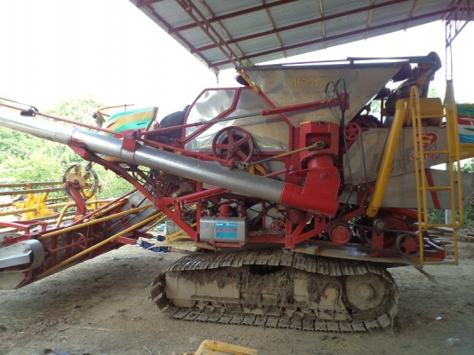 ขายรถเกี่ยวข้าว เกษตรพัฒนา ปี 52 ไฟวีโก้ หน้ากว้าง 3.30 เมตร