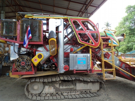 ขายรถเกี่ยวข้าว เกษตรพัฒนา ปี 52 ไฟวีโก้ หน้ากว้าง 3.30 เมตร