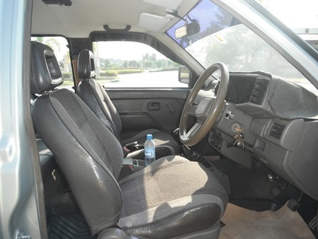 ISUZU, 2.5 SLX SPACECAB ปี 92-93 รถสวยมากๆ ครับ ภายในสวยสะอาด ช่วงล่างดีมาก เครื่ิองฝาทอง ครับ ทนทาน