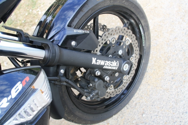 ขาย ER 6 N ปี 2011 ABS สีดำ สวย เดิม 195000