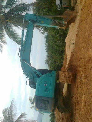 KOBELCO SK200 ไมล์ 4XXX ชม.เล่มทะเบียน รถสวยพร้อมใช้