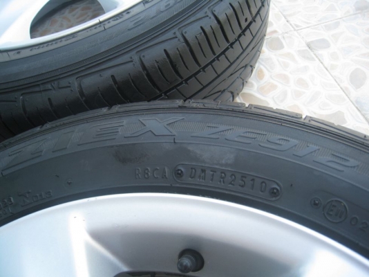 ขายล้อแม็กเดิม toyota vios 15"x5.5" 4/100 et45 +ยางปี10(081-3747940)