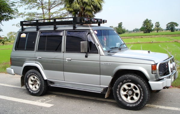 ขาย  MITSUBISHI  PAJERO  4G54 2.5  /LPGพร้อมใช้