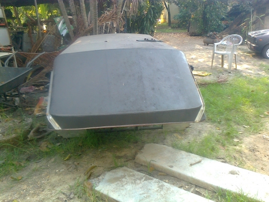 ขายหลังคามาสด้าน้อยครับ และกันชนหลัง