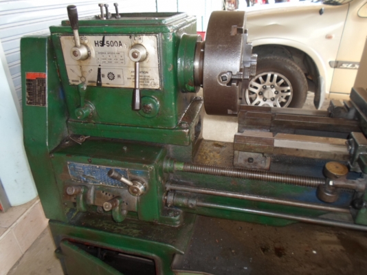 เครื่องกลึง 5 ฟุต  3  เพลา  เกียร์บล็อก ขาย 63,000  ด่วน