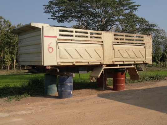 ขายกะบะดั้ม สามมิตร ถอดลงจาก  10 ล้อ HINO  FM1M ให้ทั้งชุด