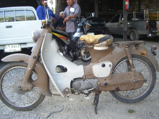 honda c100