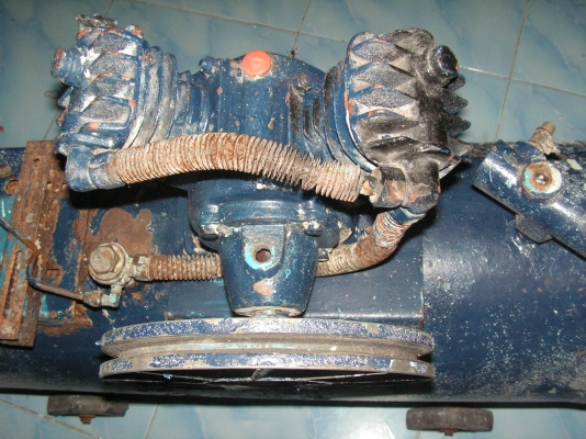 ถังปั็มลมPUMAพร้อมหัว64ลิตรพี่ที่อยู่รามคำแหงรับไปดูแลต่อแล้วครับ