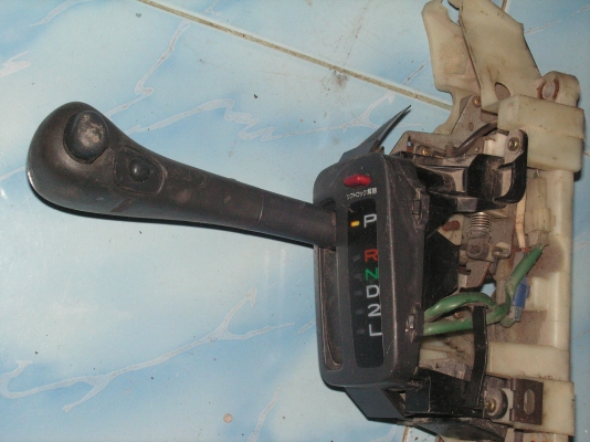 คันเกียร์ออโต้(พี่สุเทพอยู่ลำปางรับไปดูแลต่อแล้วครับ) คันเกียร์ออโต้(พี่สุเทพอยู่ลำปางรับไปดูแลต่อแล้วครับ)